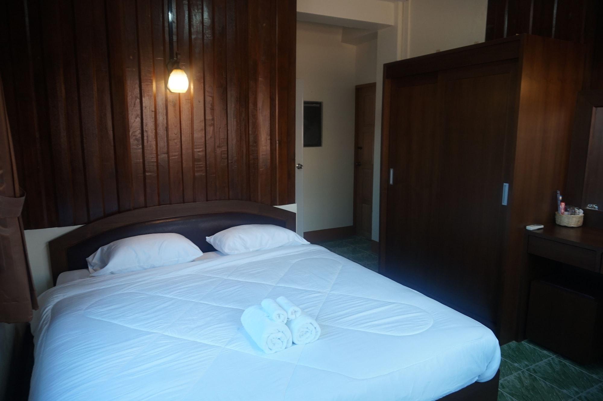 Phrasing Guesthouse Чиангмай Экстерьер фото