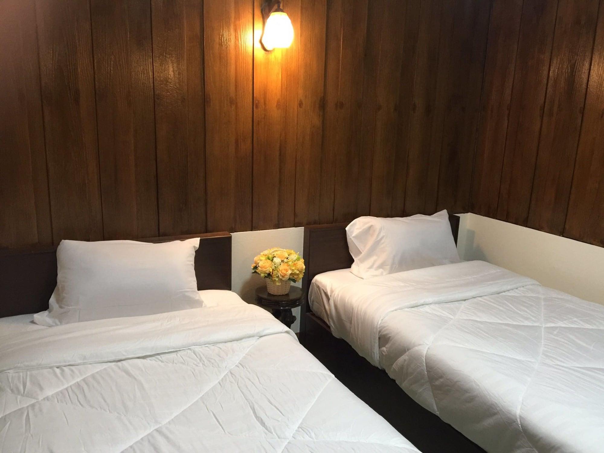 Phrasing Guesthouse Чиангмай Экстерьер фото