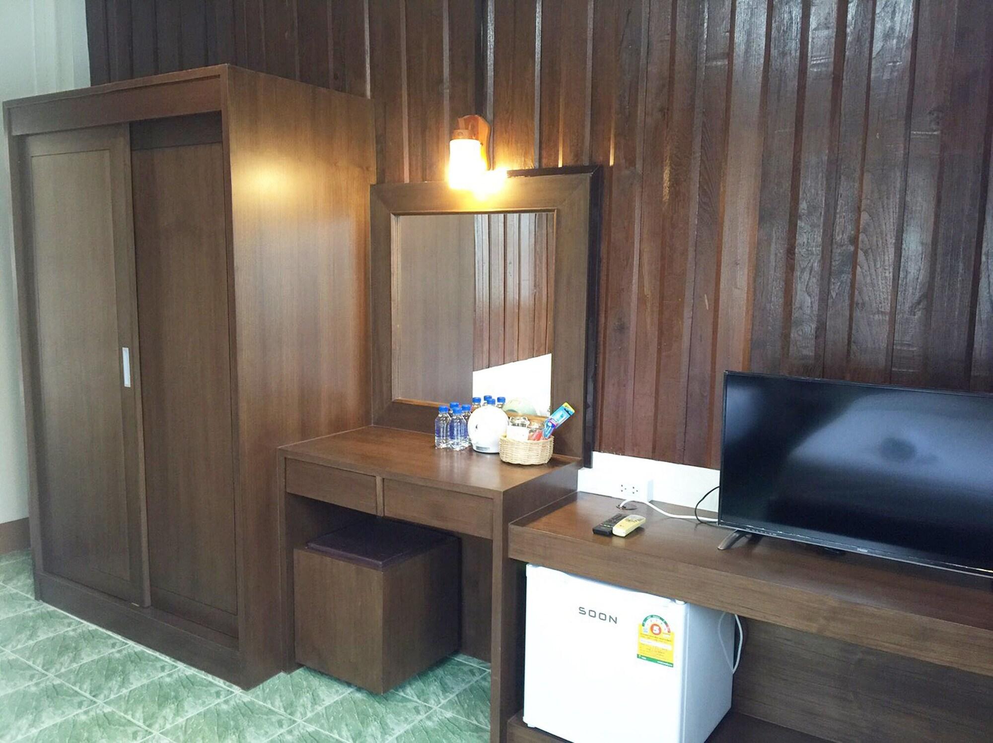 Phrasing Guesthouse Чиангмай Экстерьер фото