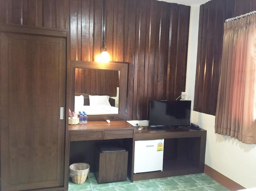 Phrasing Guesthouse Чиангмай Экстерьер фото