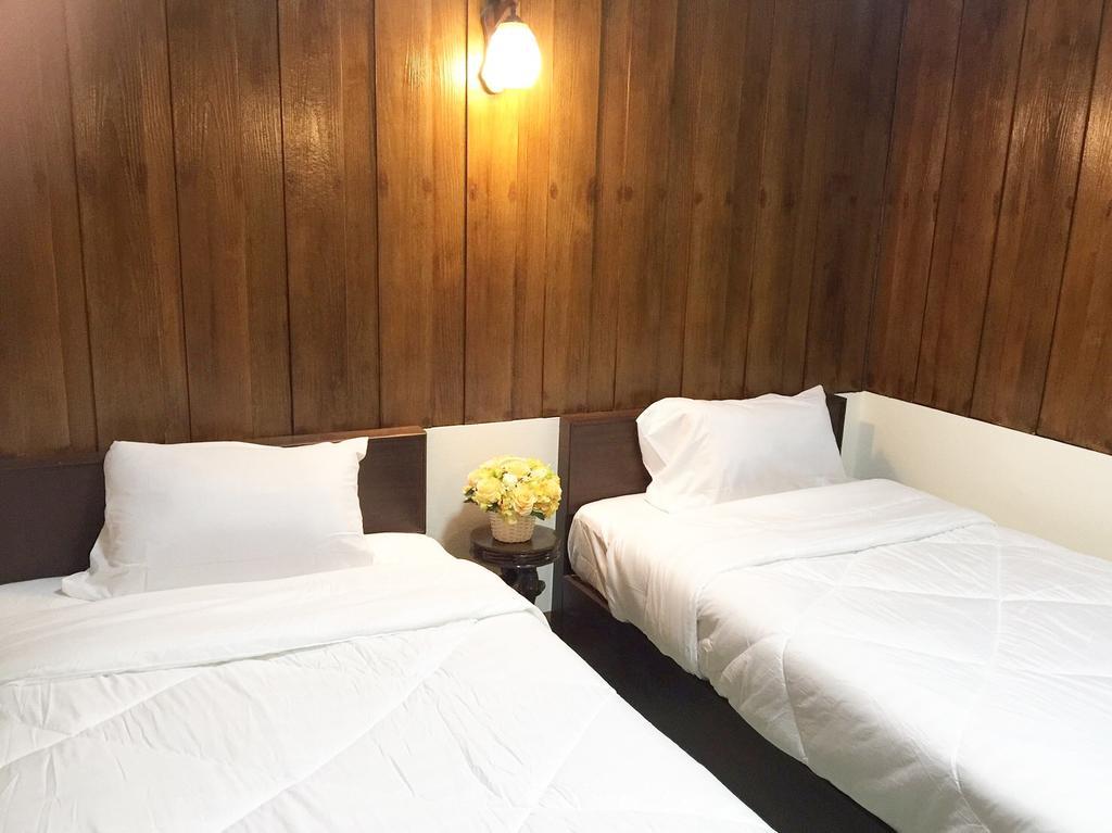 Phrasing Guesthouse Чиангмай Экстерьер фото