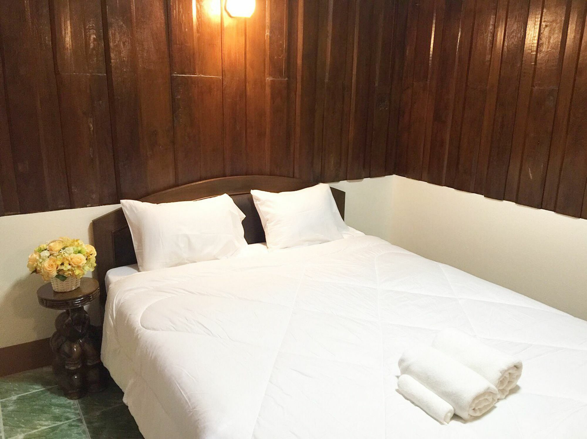Phrasing Guesthouse Чиангмай Экстерьер фото